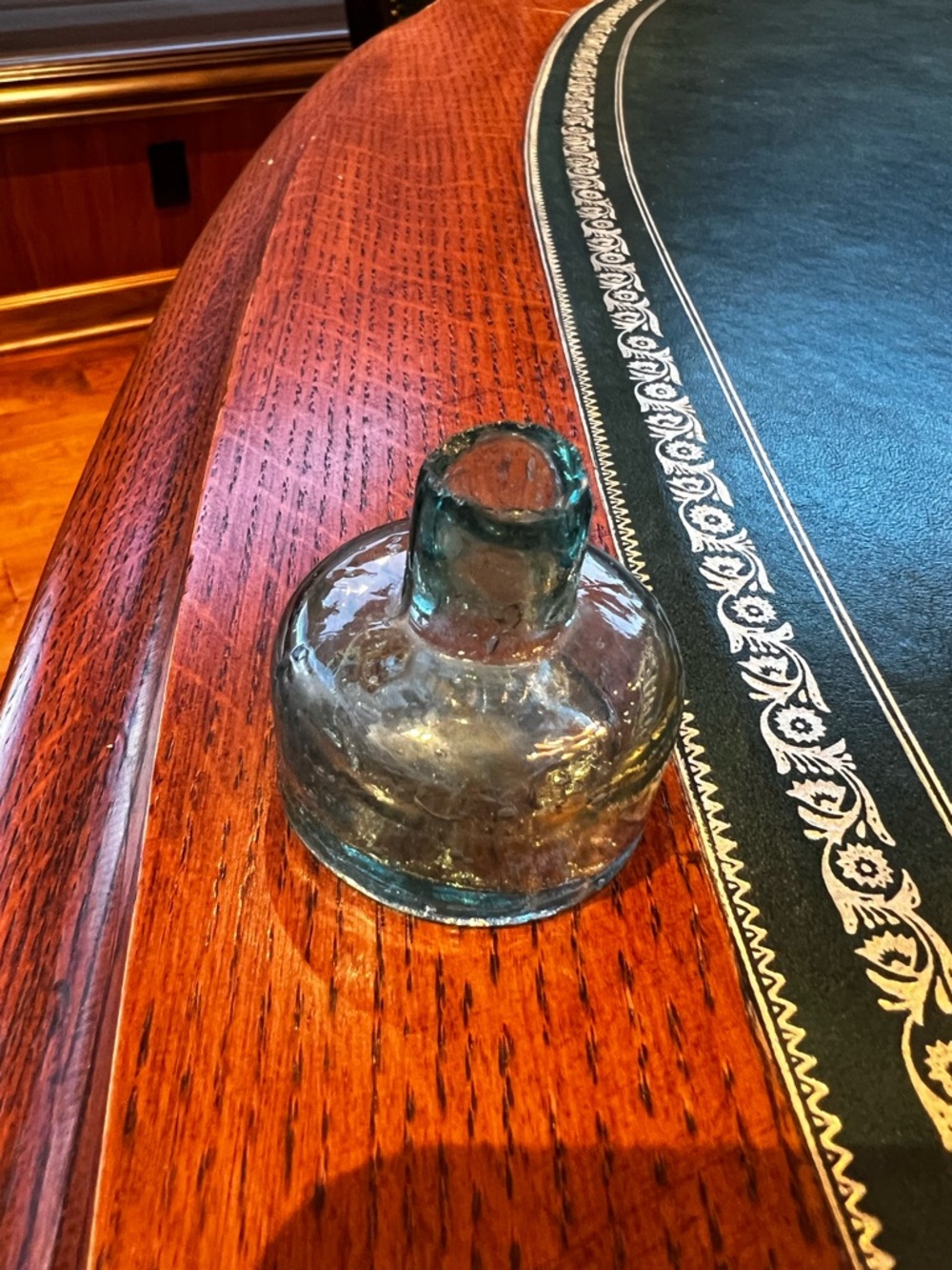 Antique Vintage Victorian Small Inkwell